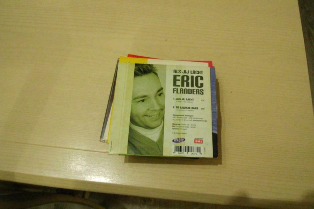22 cd singels  uit te kiezen, Enlèvement ou Envoi