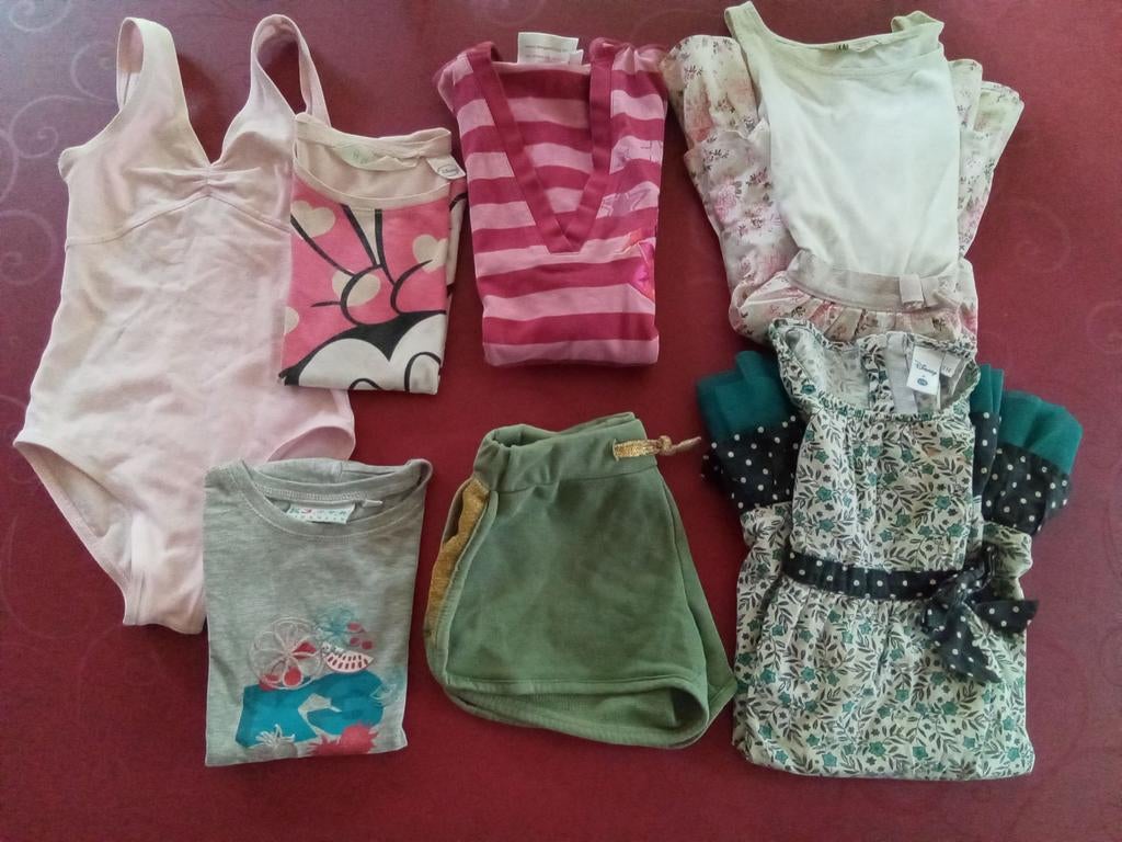 Kleding meisjes maat 116  13 st voor  12 euro, Ophalen of Verzenden, Zo goed als nieuw, Meisje, Setje