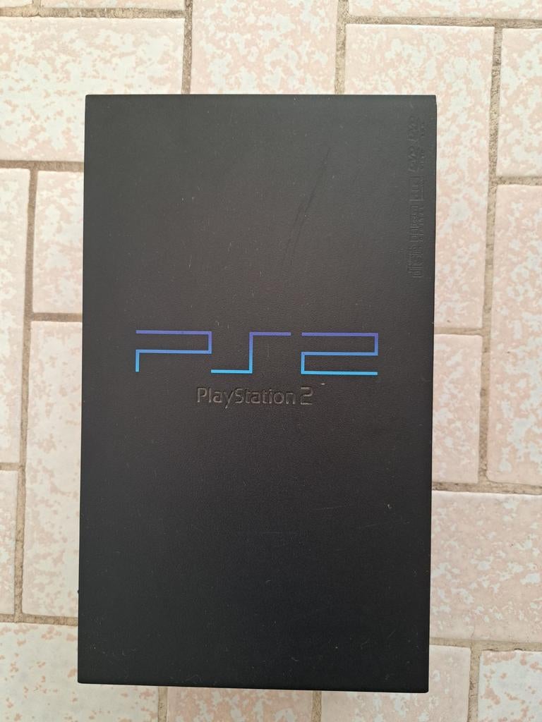 PlayStation 2-console SCPH-39004. zonder controller en kabel, Ophalen of Verzenden, Zo goed als nieuw