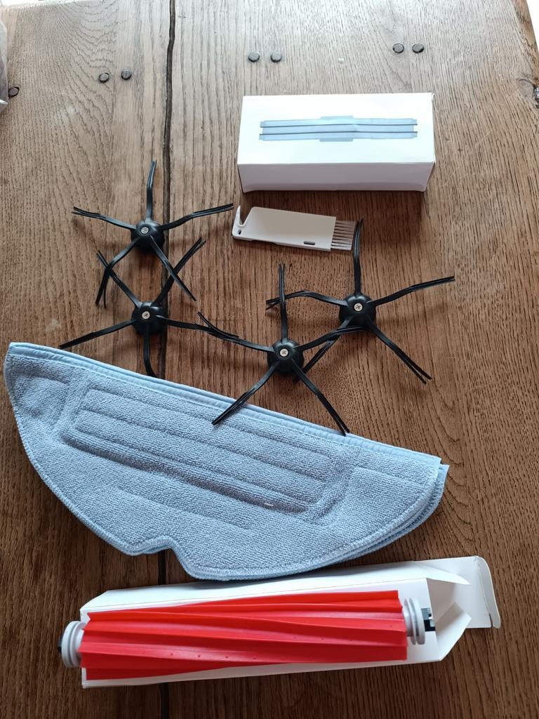 Accessoires pour Roborock S7 / T7S (2 lots NEUFS), Enlèvement ou Envoi, Neuf