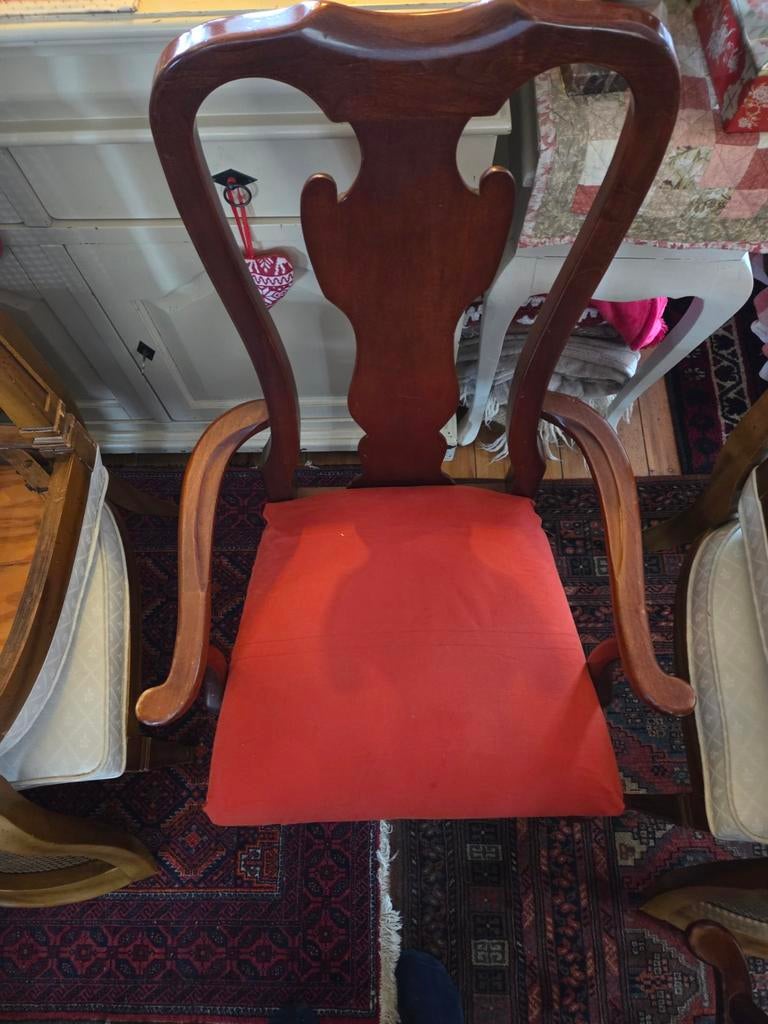 Eetkamerstoelen, Ophalen