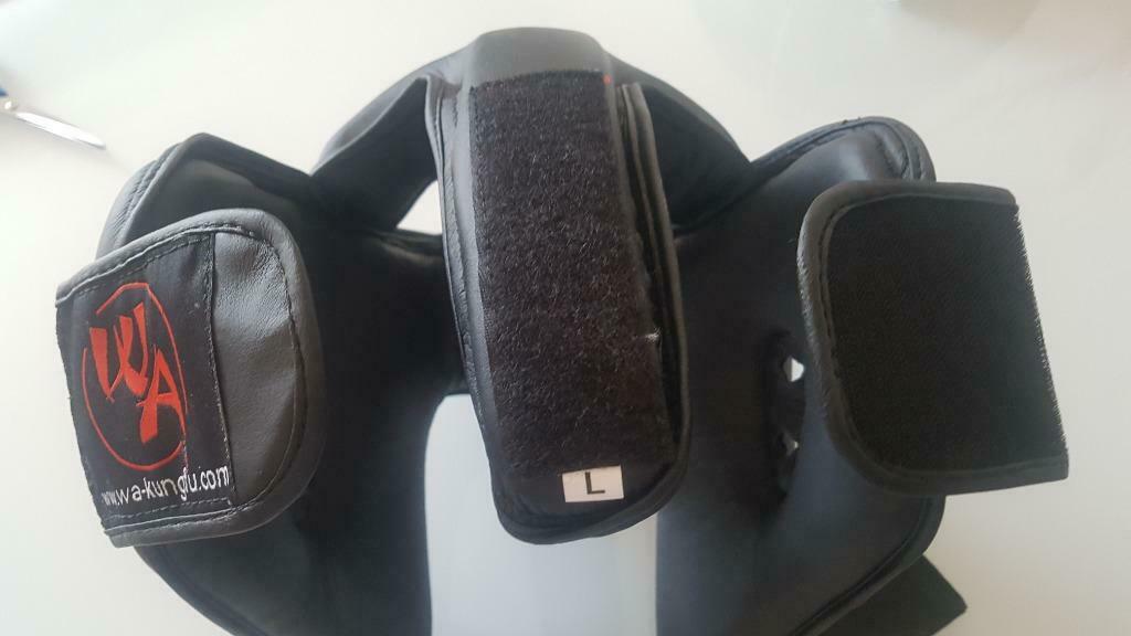 Helm gevecht, Sport en Fitness, Vechtsporten en Zelfverdediging, Maat L, Ophalen, Nieuw, Vechtsportbescherming