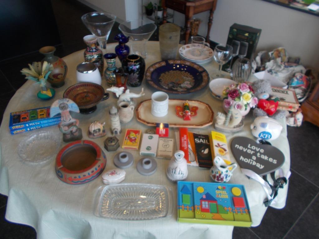 Opruiming groot lot vaasjes, allerlei rommelmarkt  = 8 euro, Ophalen, Gebruikt