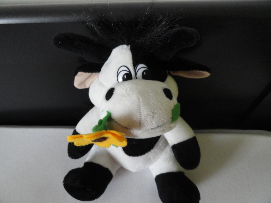Knuffel in de vorm van een koe met bloem in de mond, Enlèvement ou Envoi, Neuf, Vache