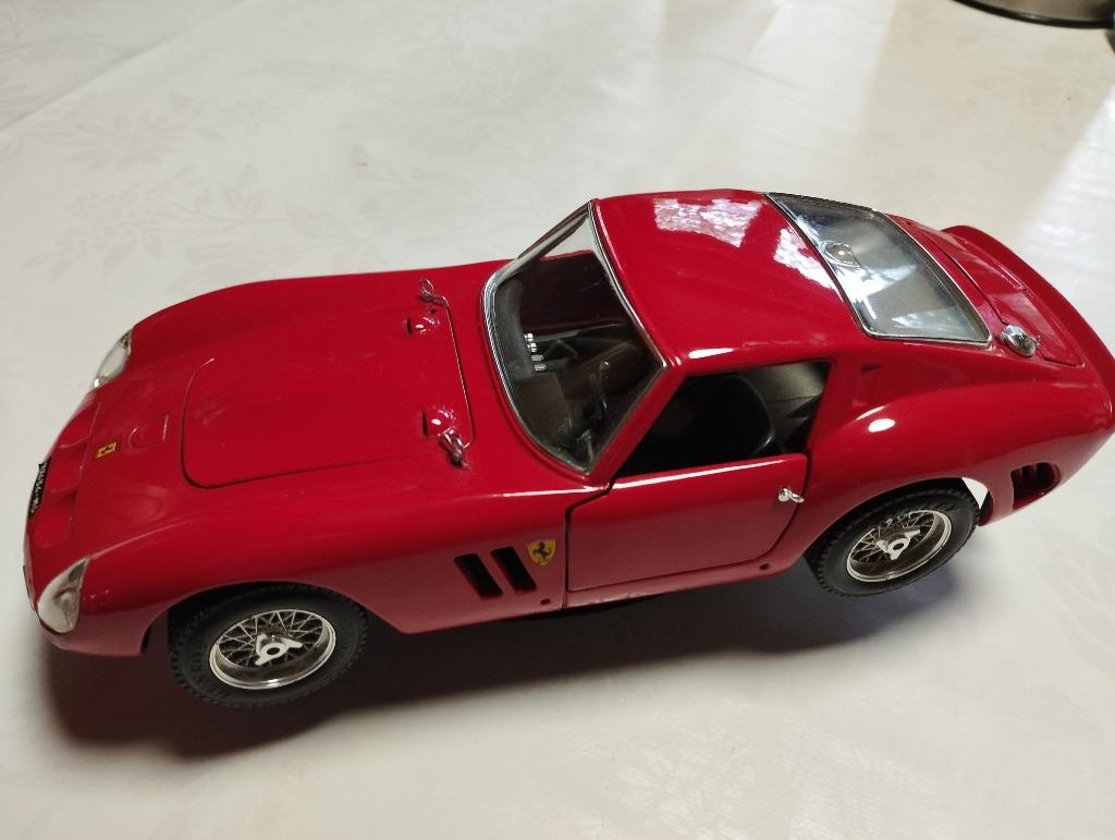 Ferrari 250 GTO 1962 Burago 1/18, Ophalen, Zo goed als nieuw, Auto, Burago