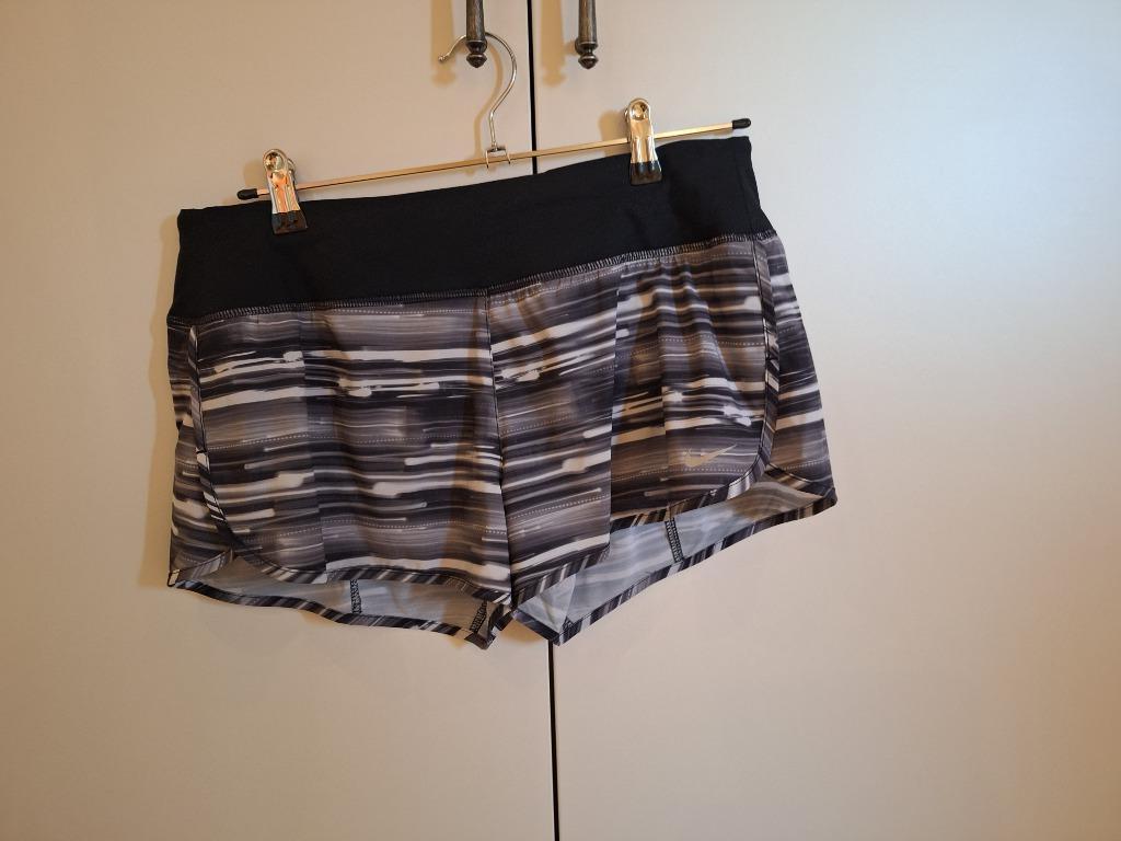 Loopkleding, shortje, merk Nike Running (Dri-Fit), maat M, Nike, Nieuw, Ophalen of Verzenden, Kleding