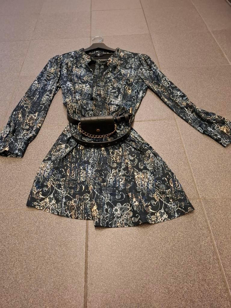 Jurk met riem K design XS, Ophalen, K-design, Overige kleuren, Zo goed als nieuw