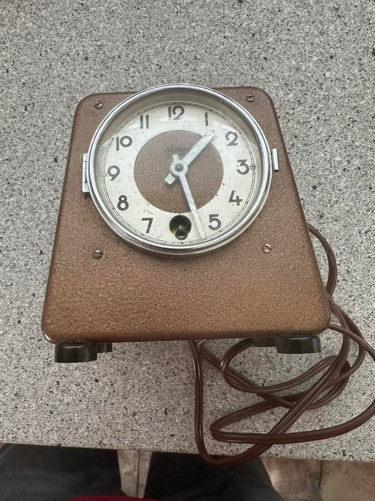 Ancien programmateur année 1940, Enlèvement ou Envoi