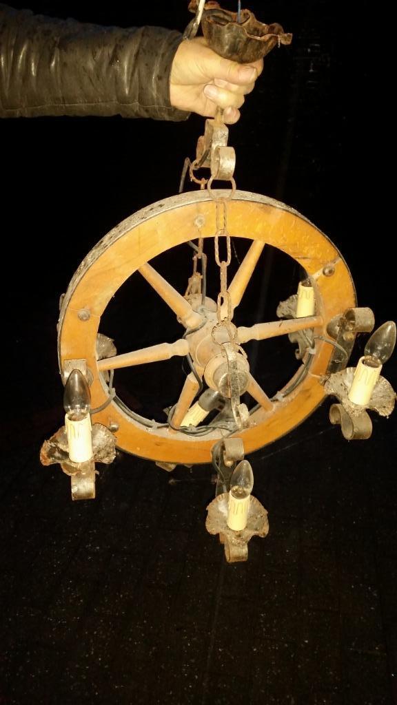 Lustre en Fer Forgé rustique en forme de roue, Ophalen, Gebruikt, Hout