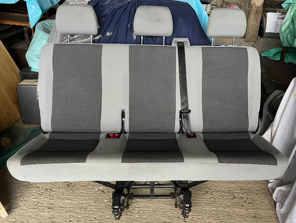 Siège trois places rang 3 VW T5 Transporteur/Caravelle, Enlèvement, Utilisé, Volkswagen
