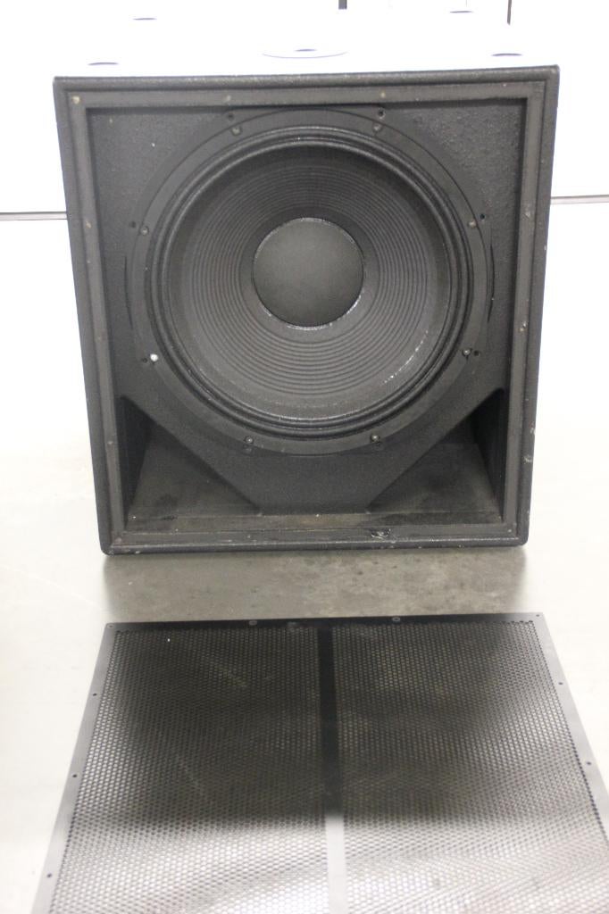 2x Pioneer XY-118S - 18" sub inclusief wielen, Ophalen, Zo goed als nieuw, 1000 watt of meer, P.A.