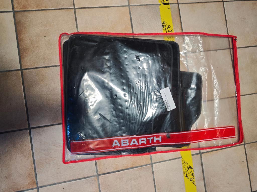 Binnenmatten Abarth 595, Auto-onderdelen, Interieur en Bekleding, Ophalen of Verzenden, Gebruikt