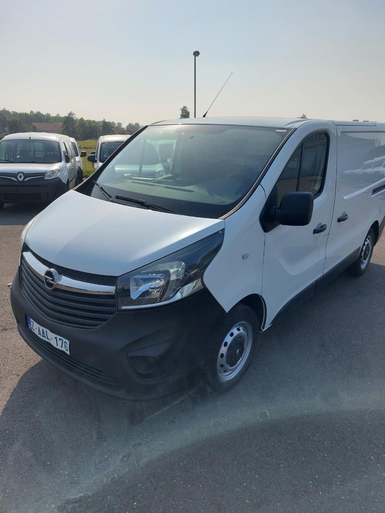 OPEL VIVARO 1.6DCI BLUE 2018 KM 114000PR10500€EXBTW, Auto's, Bestelwagens en Lichte vracht, Voorwielaandrijving, Stof, 170 g/km