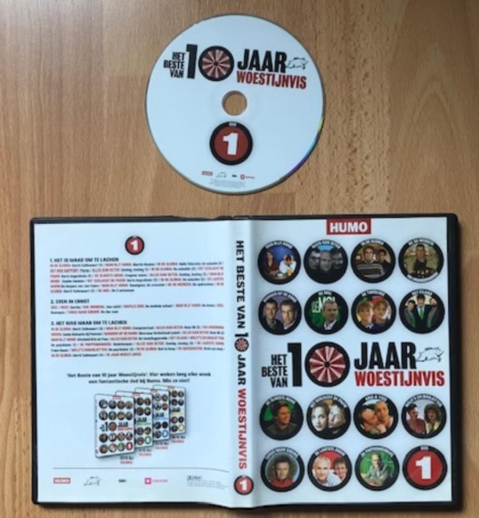 DVD HET BESTE VAN 10 JAAR WOESTIJNVIS 1 HUMO, Tous les âges, Enlèvement ou Envoi, Comme neuf, Comédie d'action