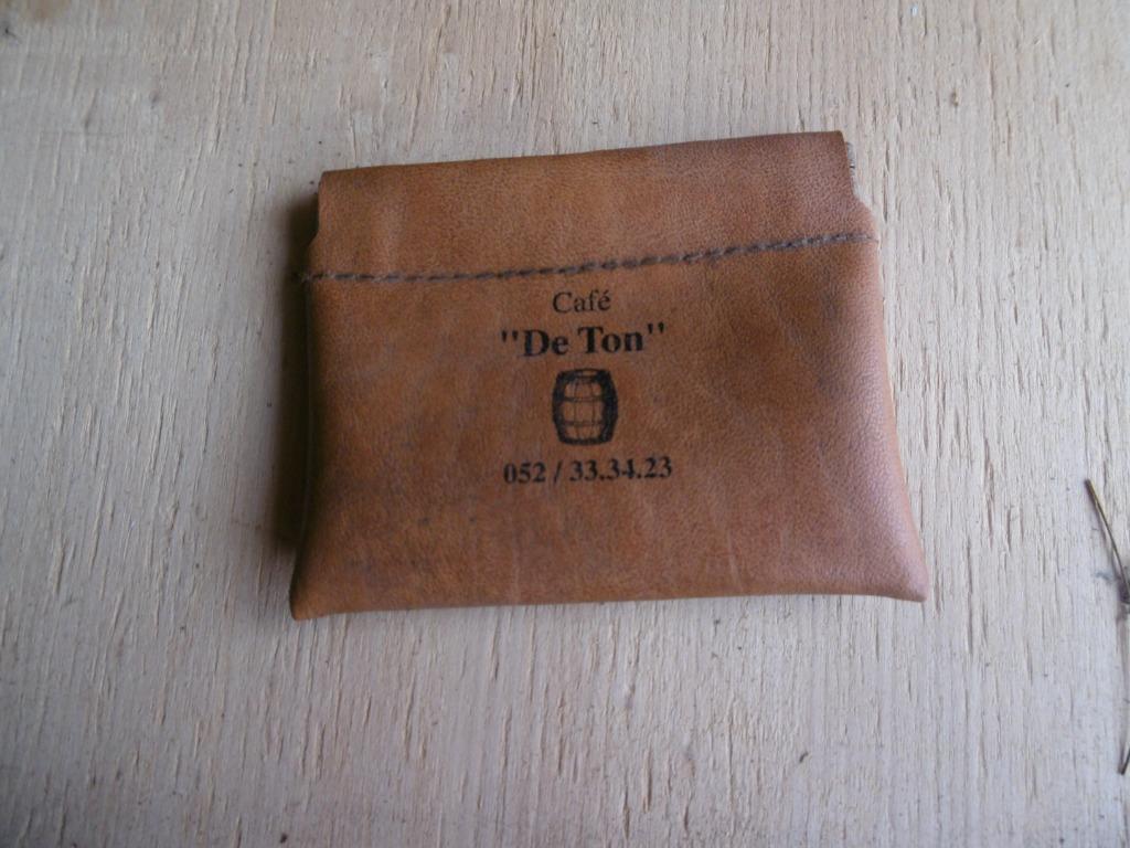vintage klikportemonnee "cafe de ton", Antiek en Kunst, Curiosa en Brocante, Ophalen of Verzenden