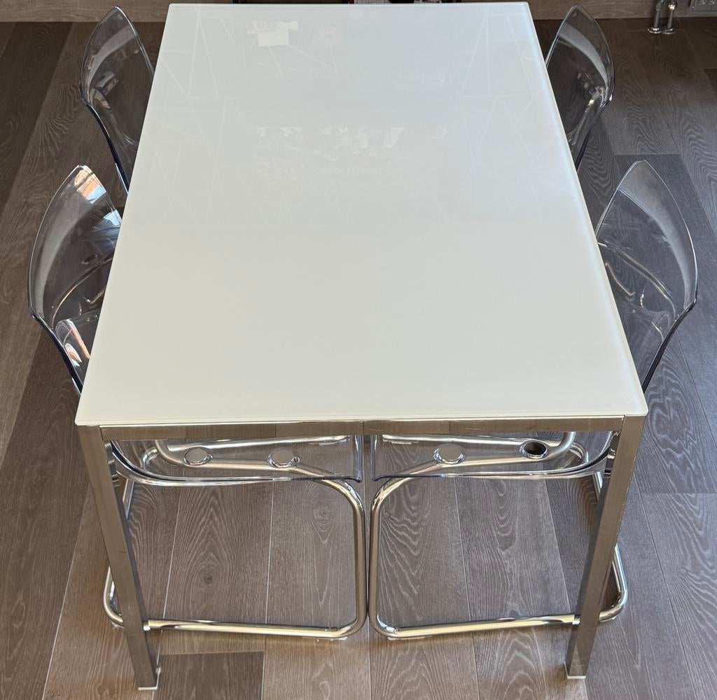 Ikea / Eettafel met 4 stoelen - Glas en Metaal, Ophalen, Gebruikt, 100 tot 150 cm, 50 tot 100 cm