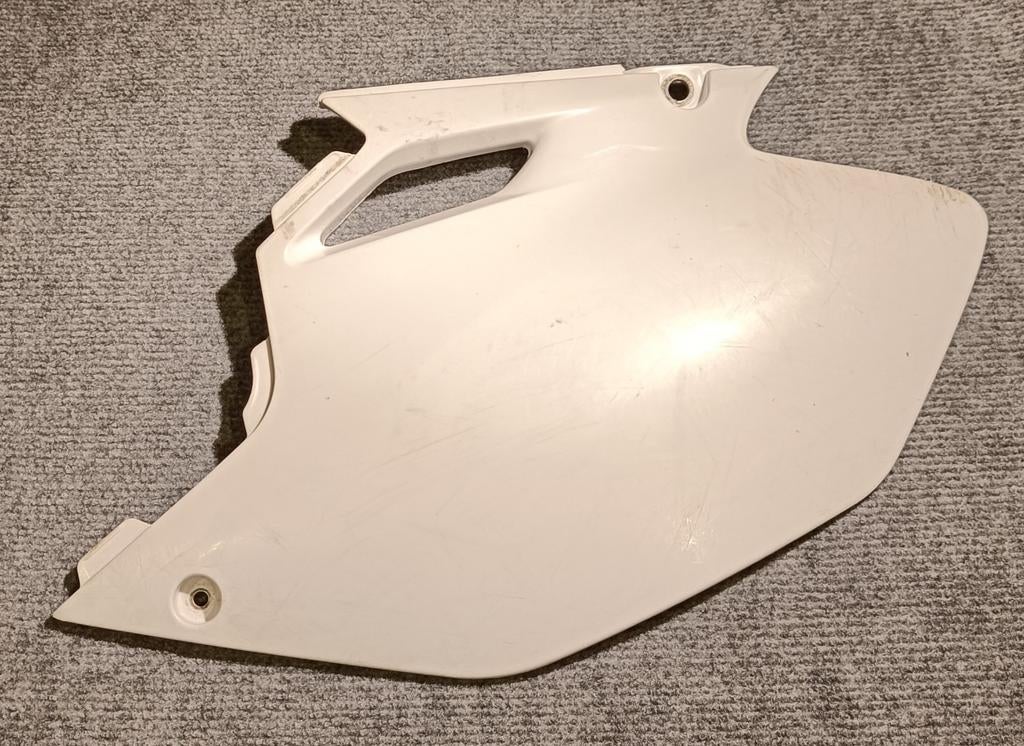 5TJ-21711-80 YAMAHA WR Side Cover, Motoren, Ophalen of Verzenden, Gebruikt