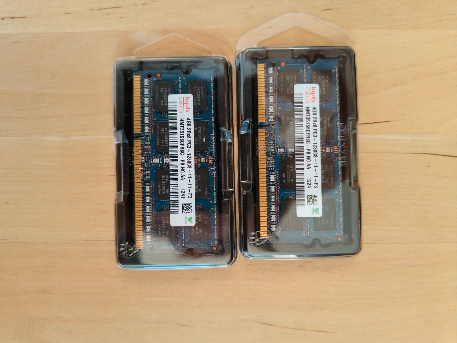DDR4 4GB 2stuks, Computers en Software, RAM geheugen, Ophalen of Verzenden, DDR4