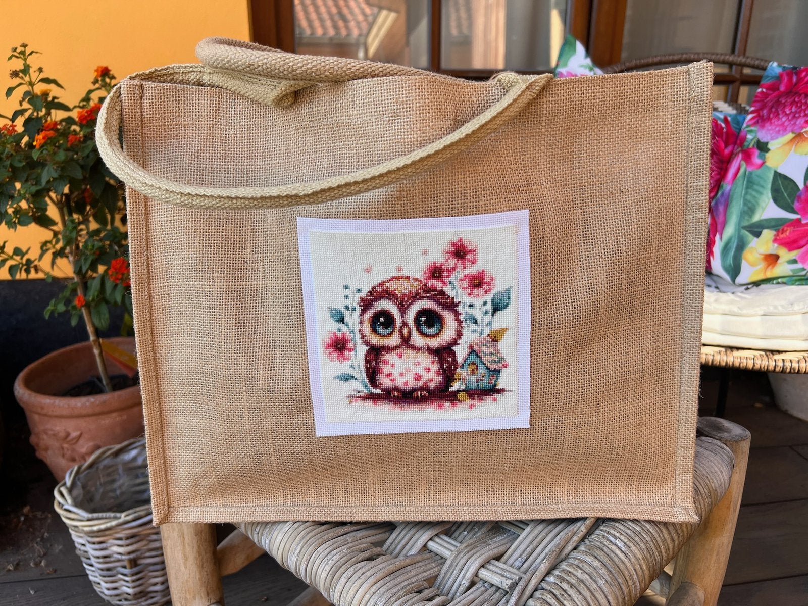 Sac à provisions en jute avec hibou brodé a main, Enlèvement ou Envoi, Neuf