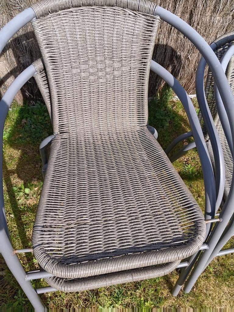 Terras stoelen, Enlèvement