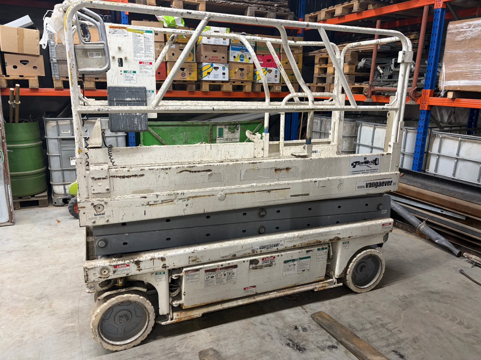 Genie gs 2046 schaarlift, Ophalen