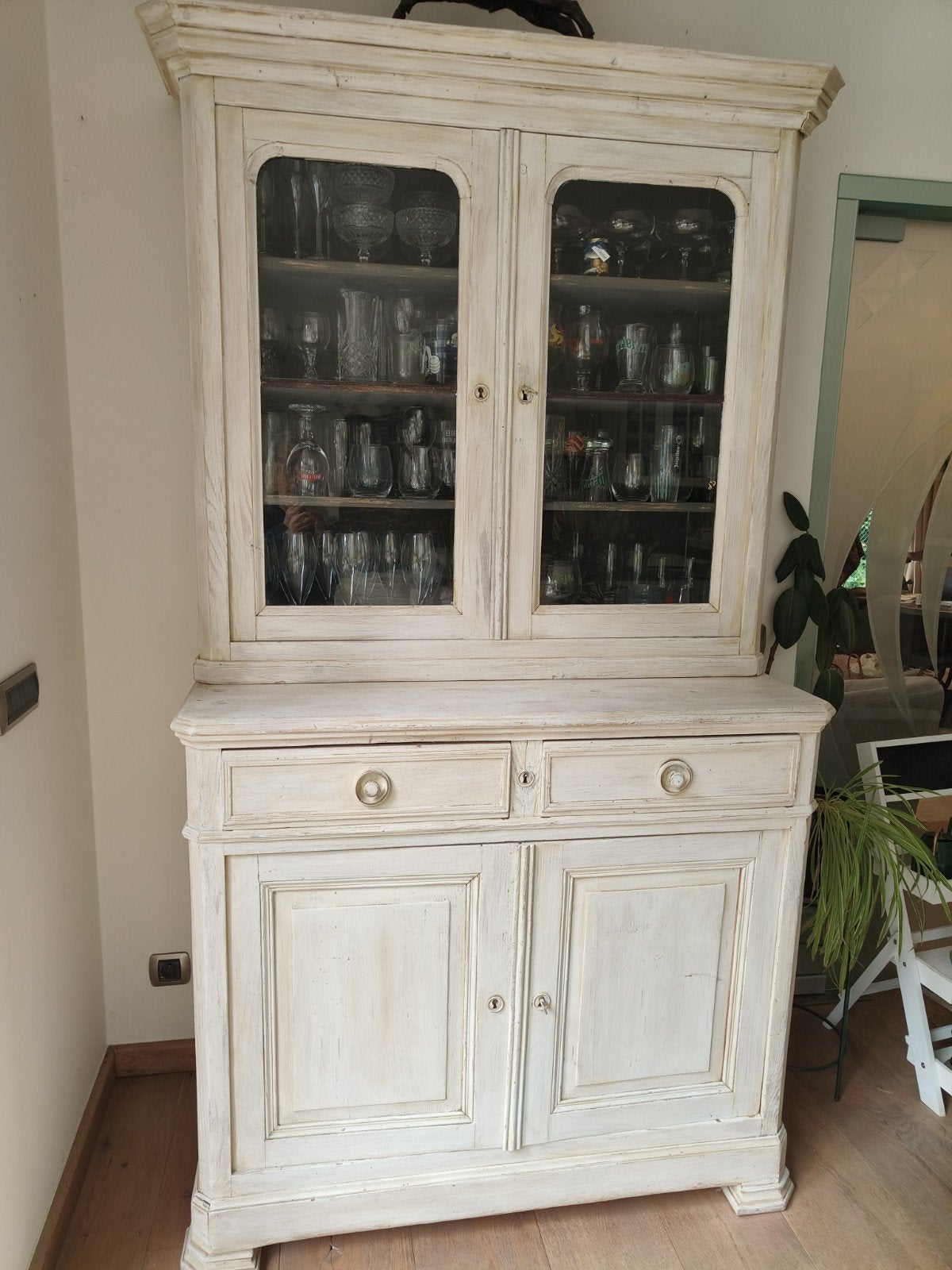 Charmante gepatineerde brocante buffetkast, Huis en Inrichting, Ophalen