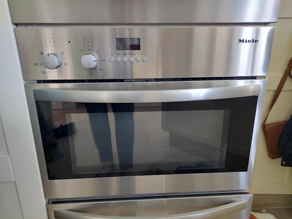 Miele inbouw combi oven hoogte 45cm, Elektronische apparatuur, Ovens, Oven, Zo goed als nieuw, Inbouw, Draaiplateau