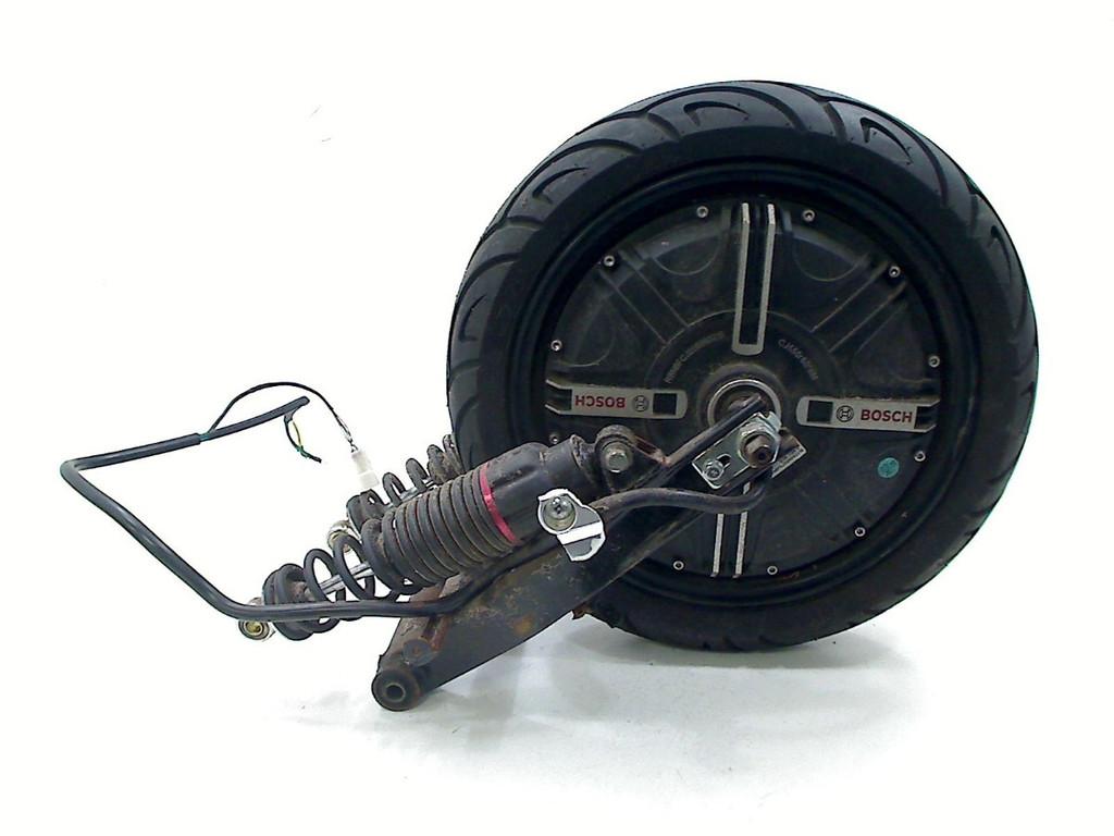 ACHTERWIEL BOSCH China Q Crystal (01-2018/-), Gebruikt, P.J. Troelstraweg 8 8
3144 CX  MAASSLUIS, NL, Info@cama-motorparts.nl
