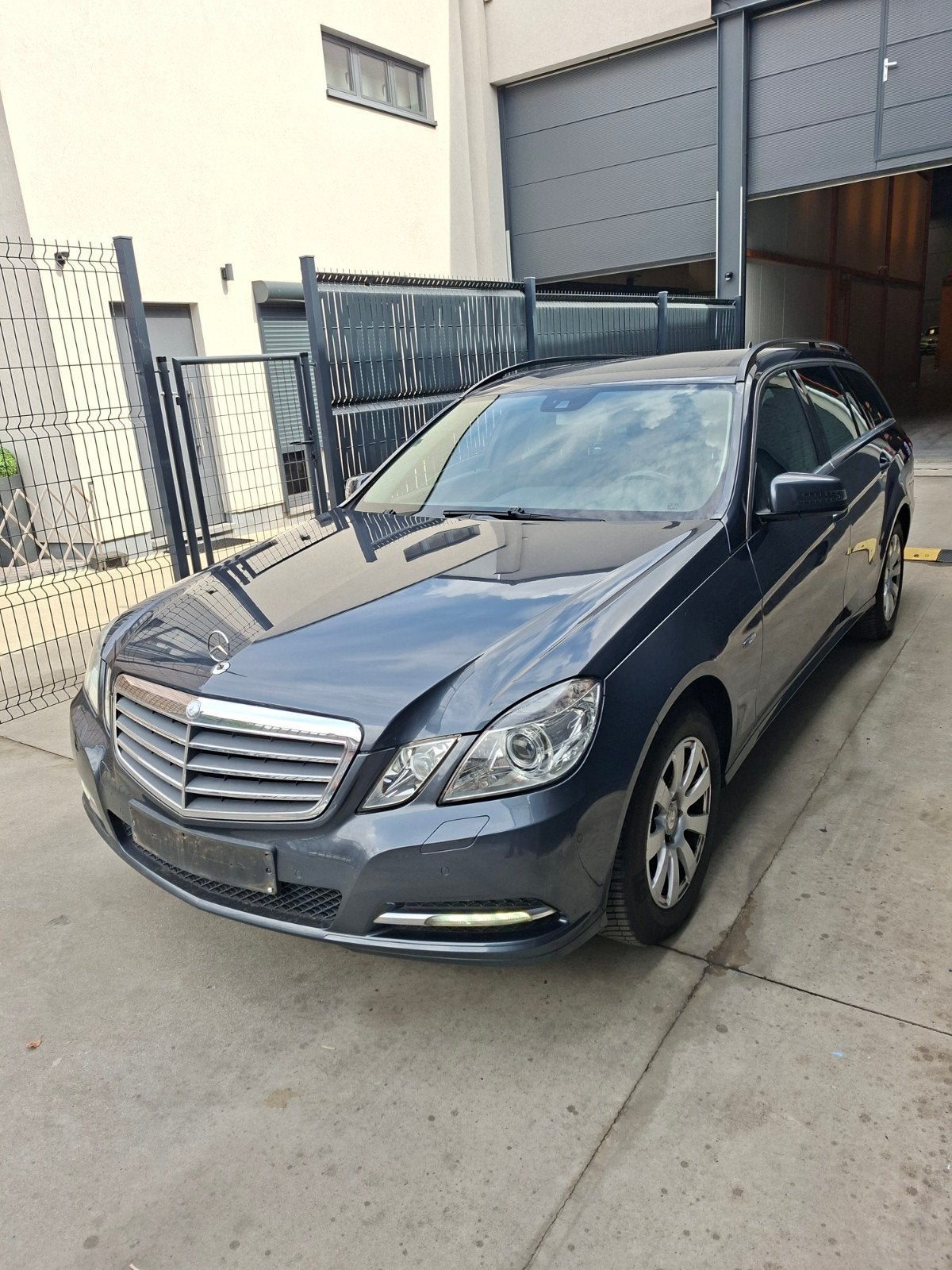 Mercedes-Benz E classe 200 cdi prête à être immatriculé, Achat, Sièges électriques, Diesel, Particulier