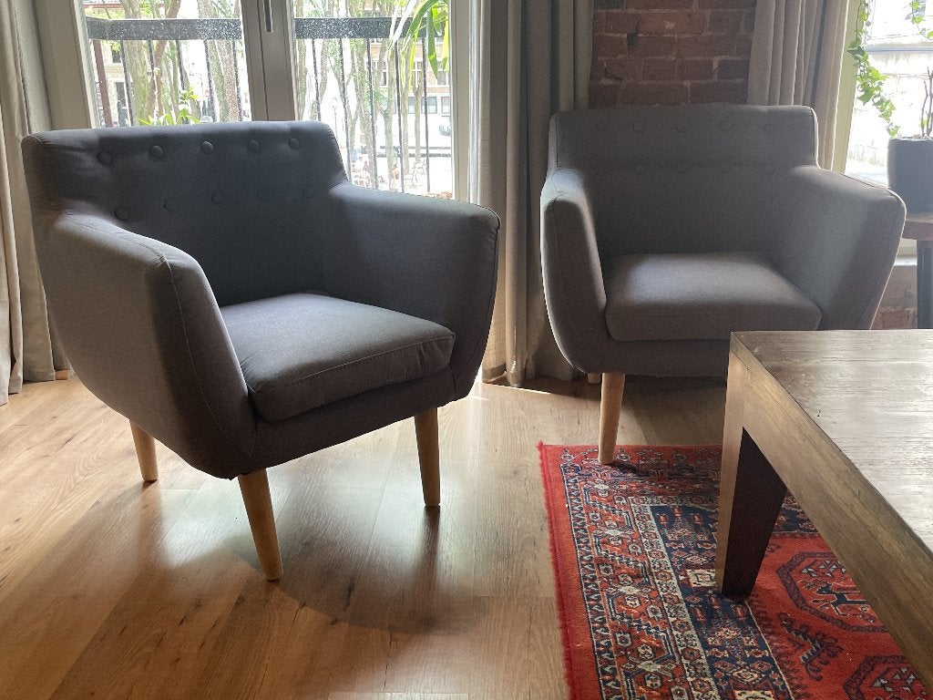 Set van 2 moderne fauteuils / loungestoelen - goede staat, Ophalen, Gebruikt, Stof