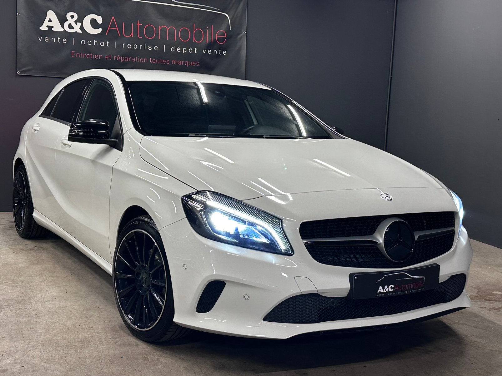 Mercedes A180 Automatique, Autos, Classe A, Euro 6, Entreprise, https://public.car-pass.be/vhr/3bb70636-227c-4584-bfe2-0eae3f048691