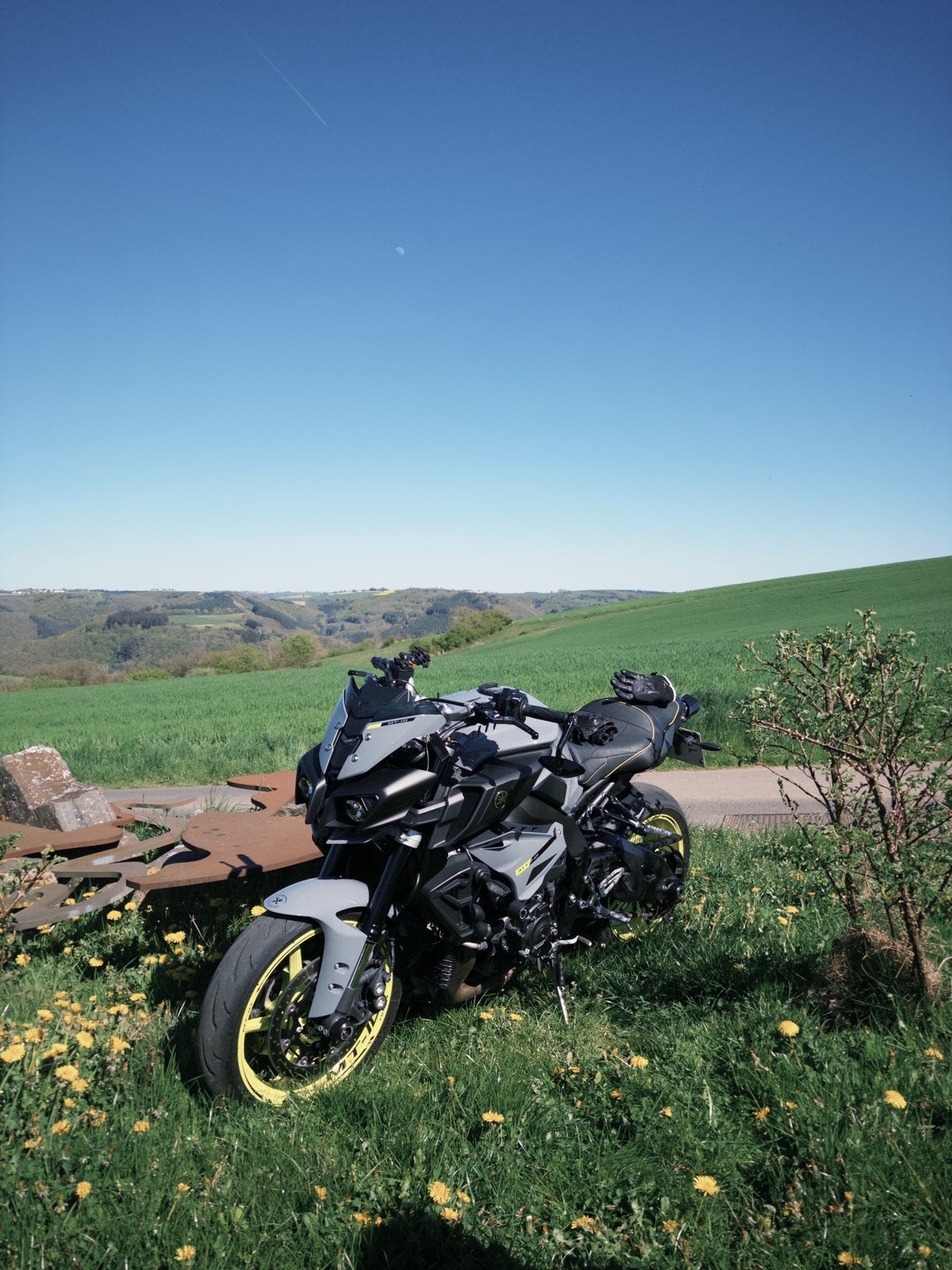 Yamaha MT-10 (2019) | Akrapovic + linkpipe | 18.000 km, Particulier