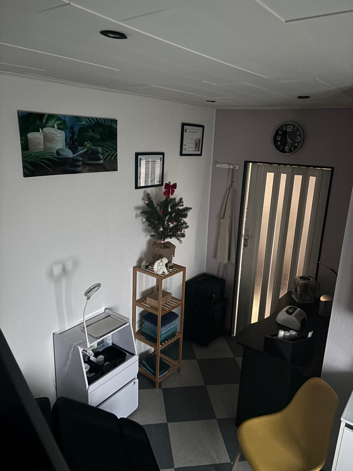 À vendre d’occasion pour pédicure et manucure, Charleroi