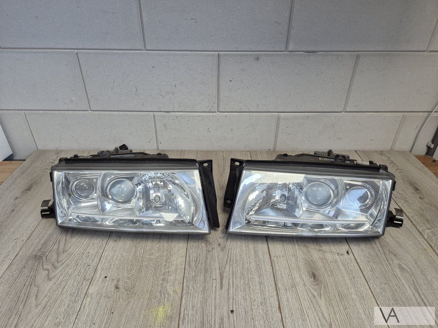 Skoda Octavia 1997 - 2005 koplamp links rechts XENON €100/st, Auto-onderdelen, Gebruikt, -, -, Ophalen of Verzenden