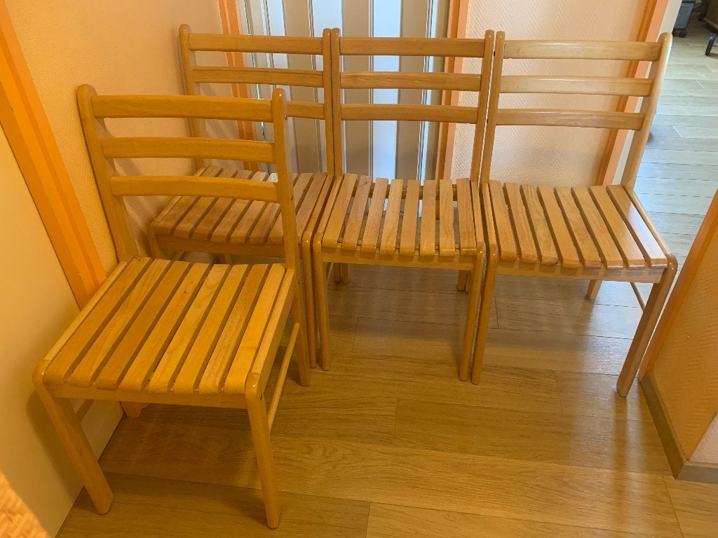 4 chaises en bois, Maison & Meubles, Comme neuf, Brun, Enlèvement, Bois