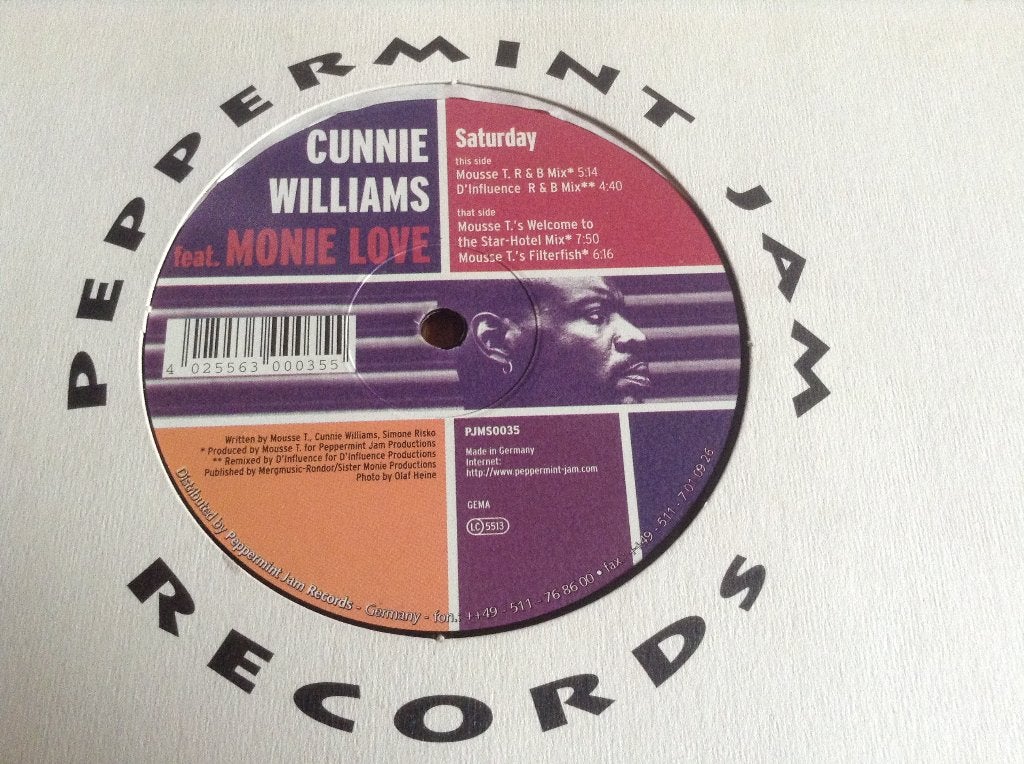 LP Cunnie Williams featuring Monie love “Saturday 12” ”, CD & DVD, Vinyles | Dance & House, Enlèvement ou Envoi, Utilisé, 12 pouces