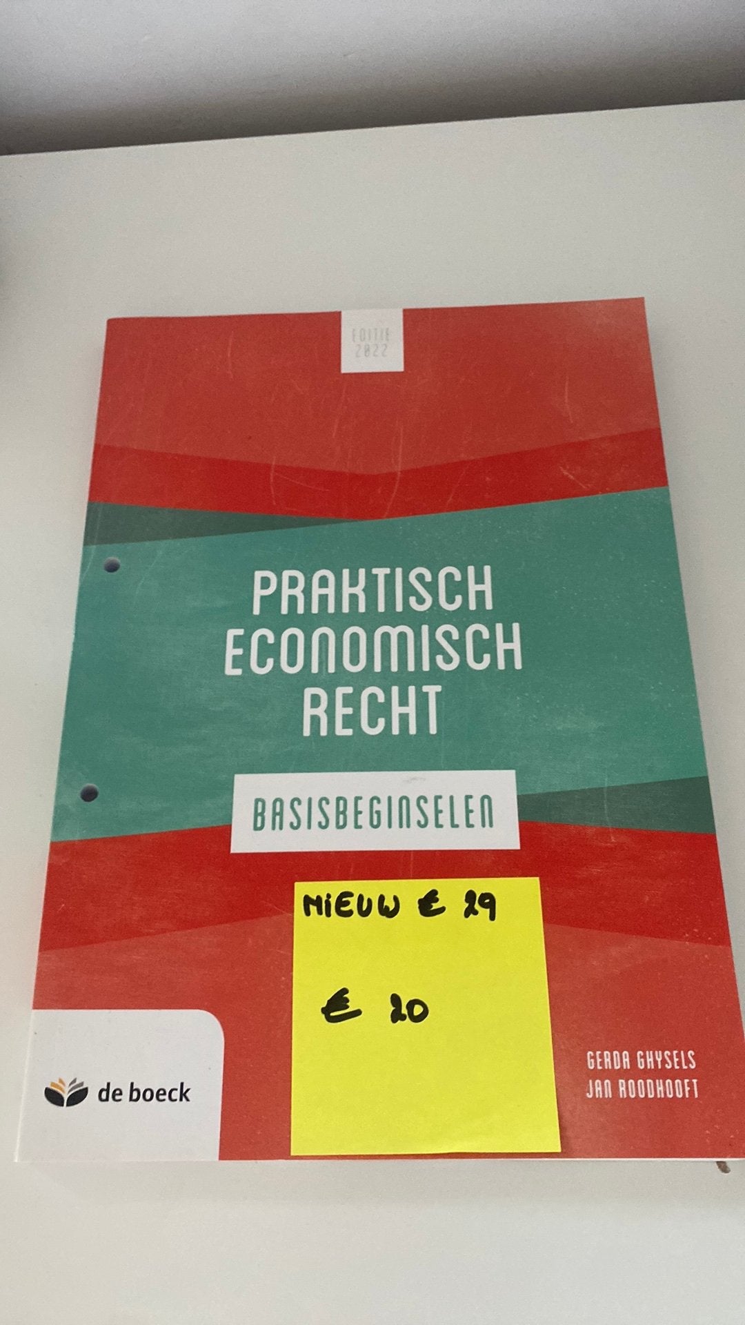 Boek ‘Praktisch economisch recht’, Boeken, Ophalen, Zo goed als nieuw