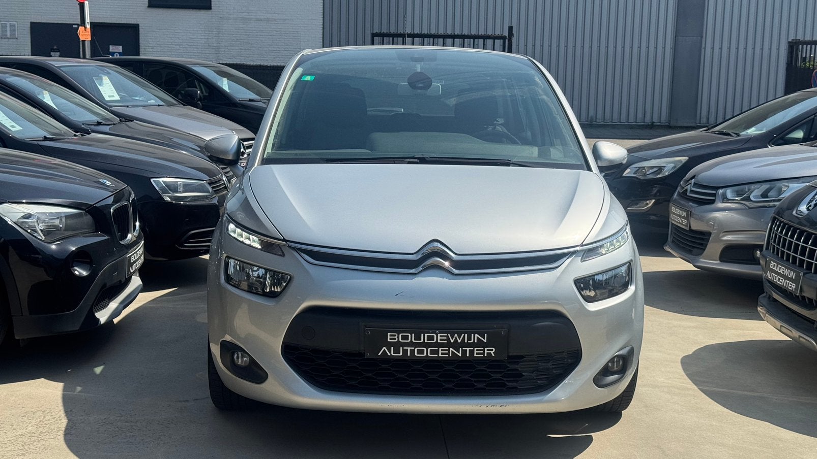Citroën C4 Picasso 2016 140.xxxkm Topstaat Benzine Garantie, Auto's, Citroën, Voorwielaandrijving, Parkeersensor, Stof, Zwart