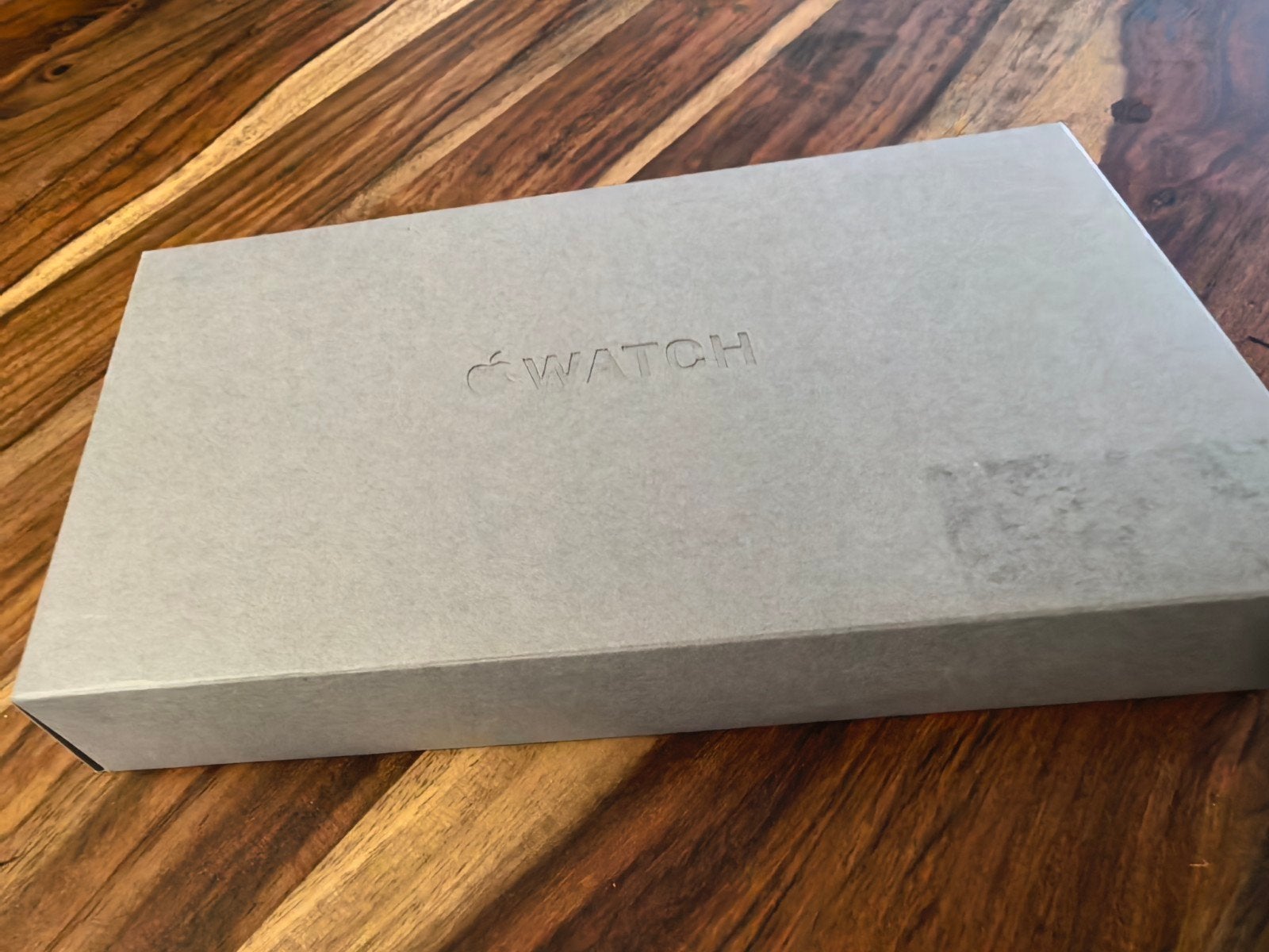 Apple watch ultra 3 noire état neuve boîte facture bracelet, Enlèvement