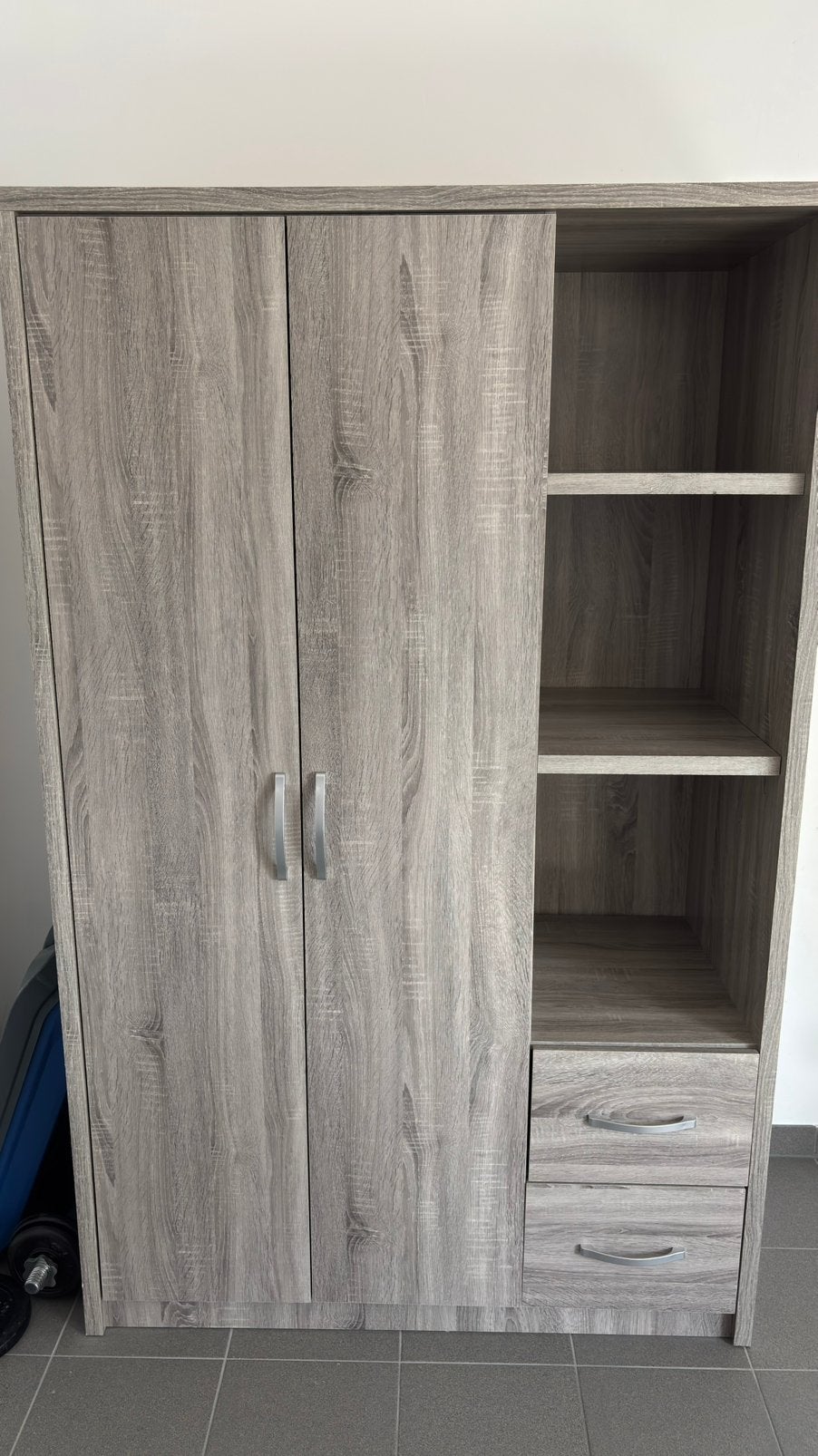 Slaapkamer meubels: Bureau, bed, nachtkastje en kledingkast, Huis en Inrichting, Slaapkamer | Bedden, Ophalen, Zo goed als nieuw