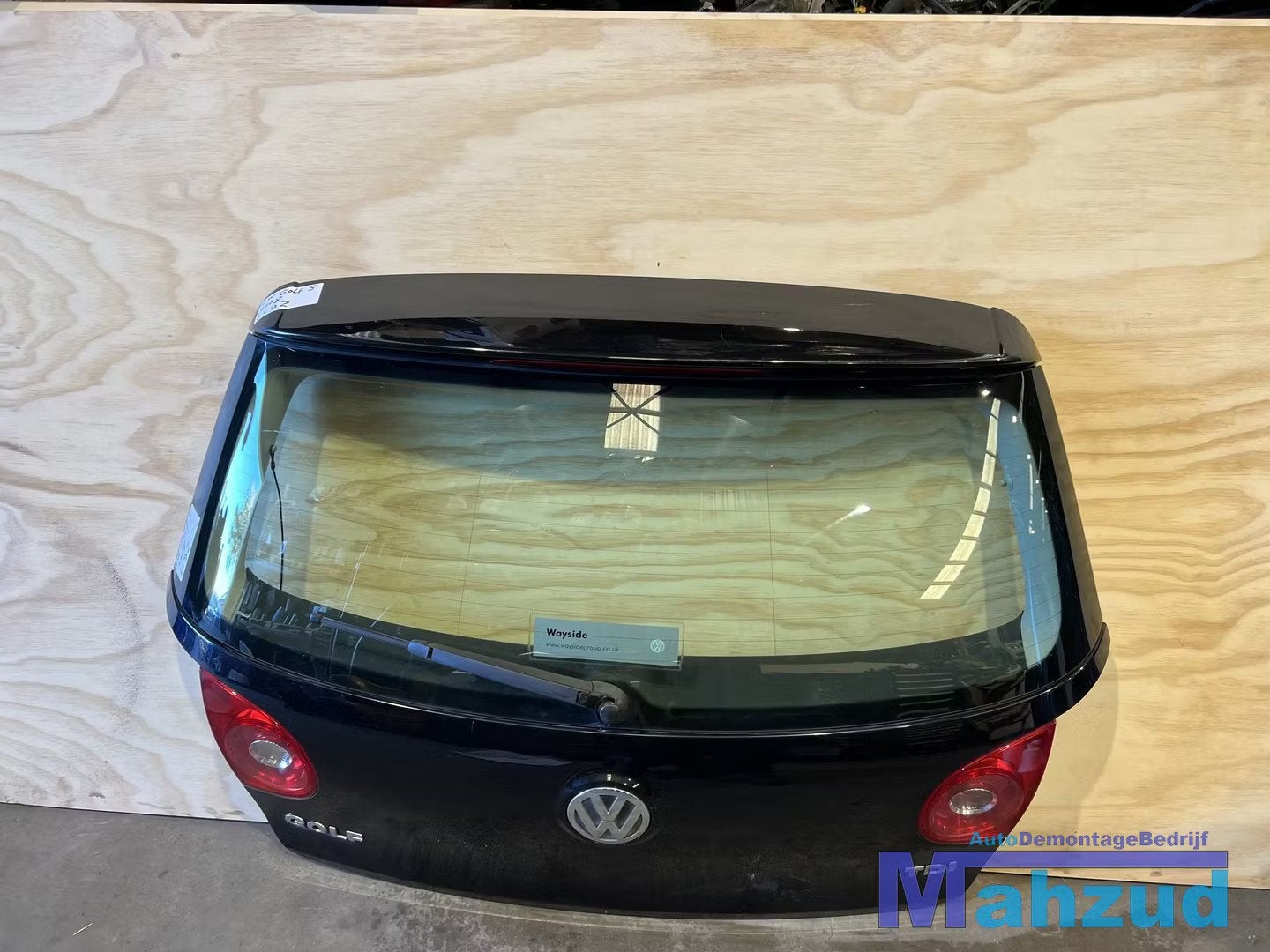 VW GOLF 5 Zwart LC9Z Achterklep compleet 2004-2009, Gebruikt, Volkswagen AG, Vw@volkswagen.de, Achter