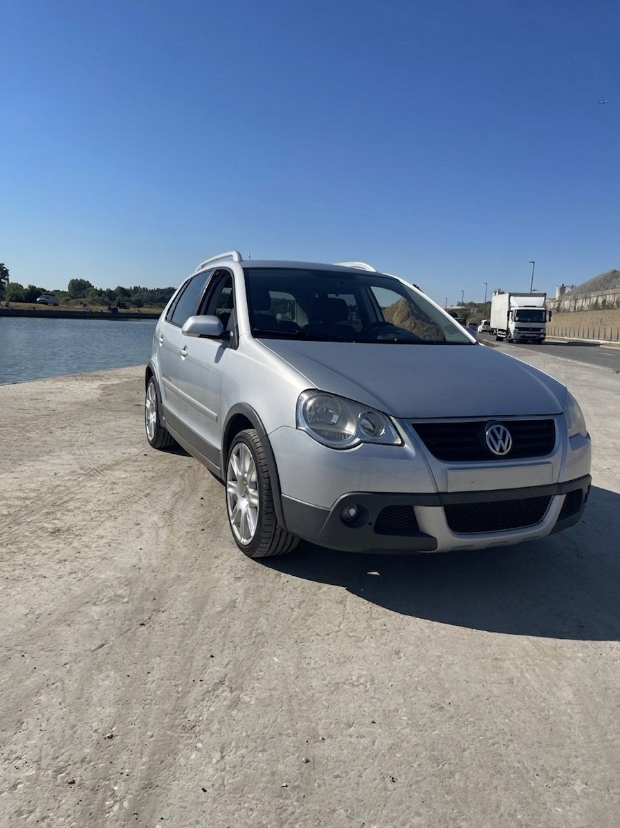 Vw Polo Cross 1.4i +32487891261, Auto's, Voorwielaandrijving, Stof, Zwart, 4 cilinders