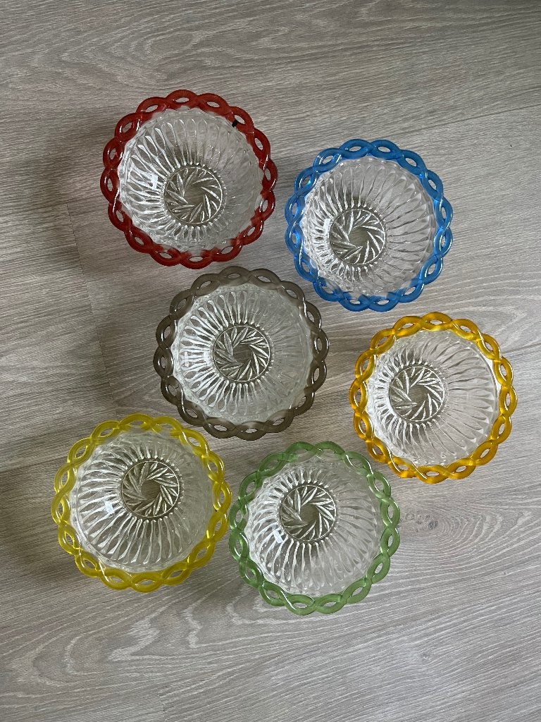6 retro glazen dessertkommetjes met gekleurde rand, Ophalen, Gebruikt, Glas, Vintage