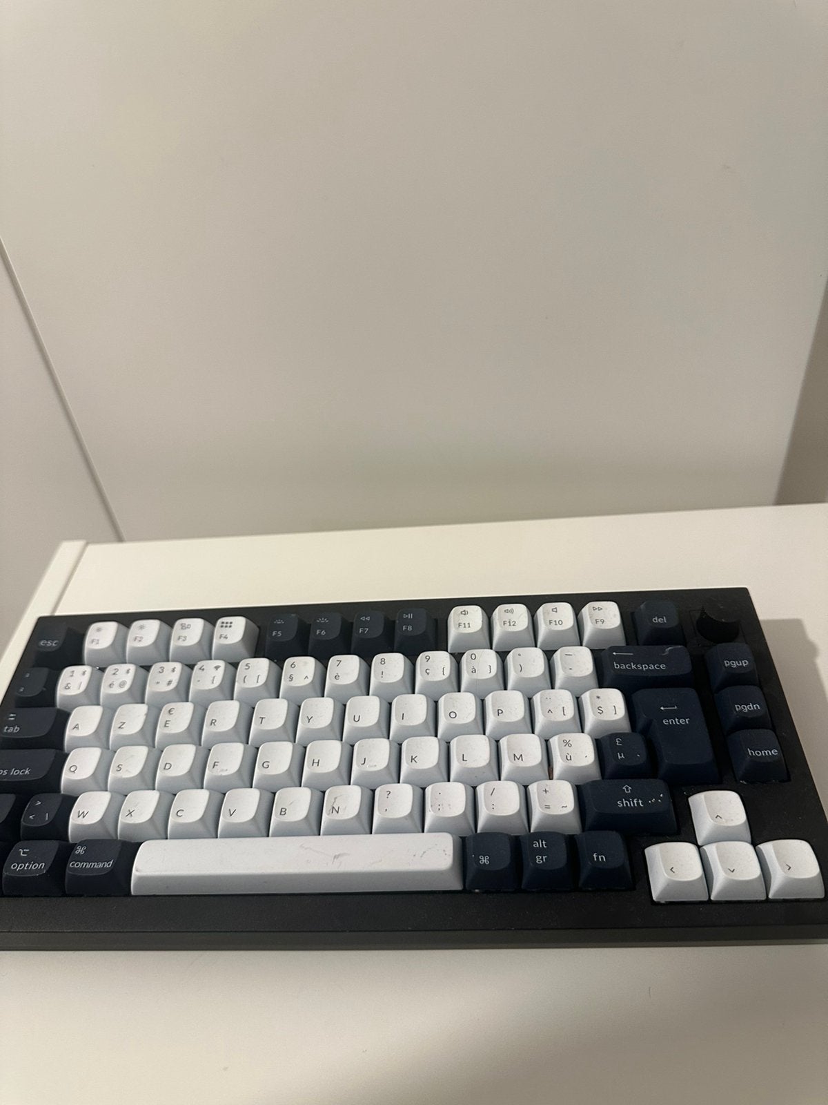 Mechanisch toetsenbord – €10, Computers en Software, Ophalen, Azerty, Zo goed als nieuw