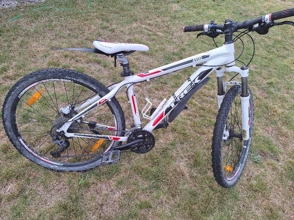 Trek 4900 mountainbike, Fietsen en Brommers, Fietsen | Heren | Herenfietsen, Ophalen, Gebruikt, Overige merken, Versnellingen