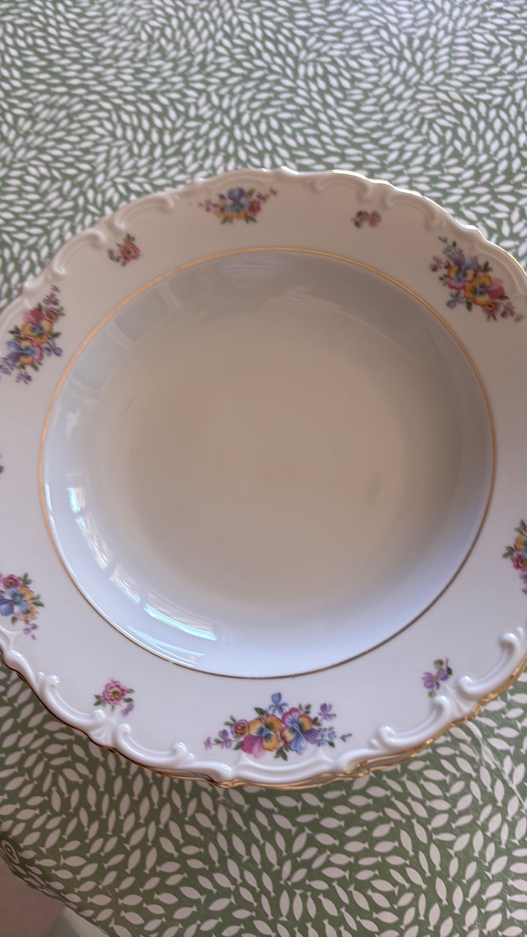 Antieken servies , soepborden, Enlèvement