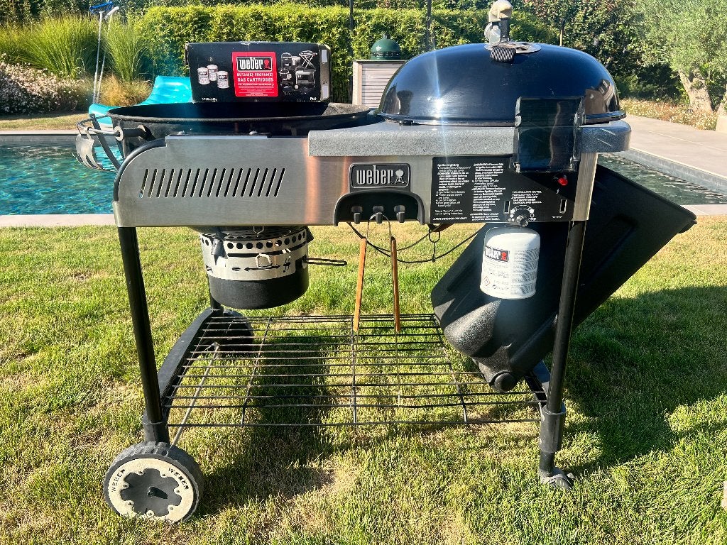 BARBECUE WEBER PERFORMANCE 57 CM, Enlèvement, Utilisé, Weber, Avec accessoires