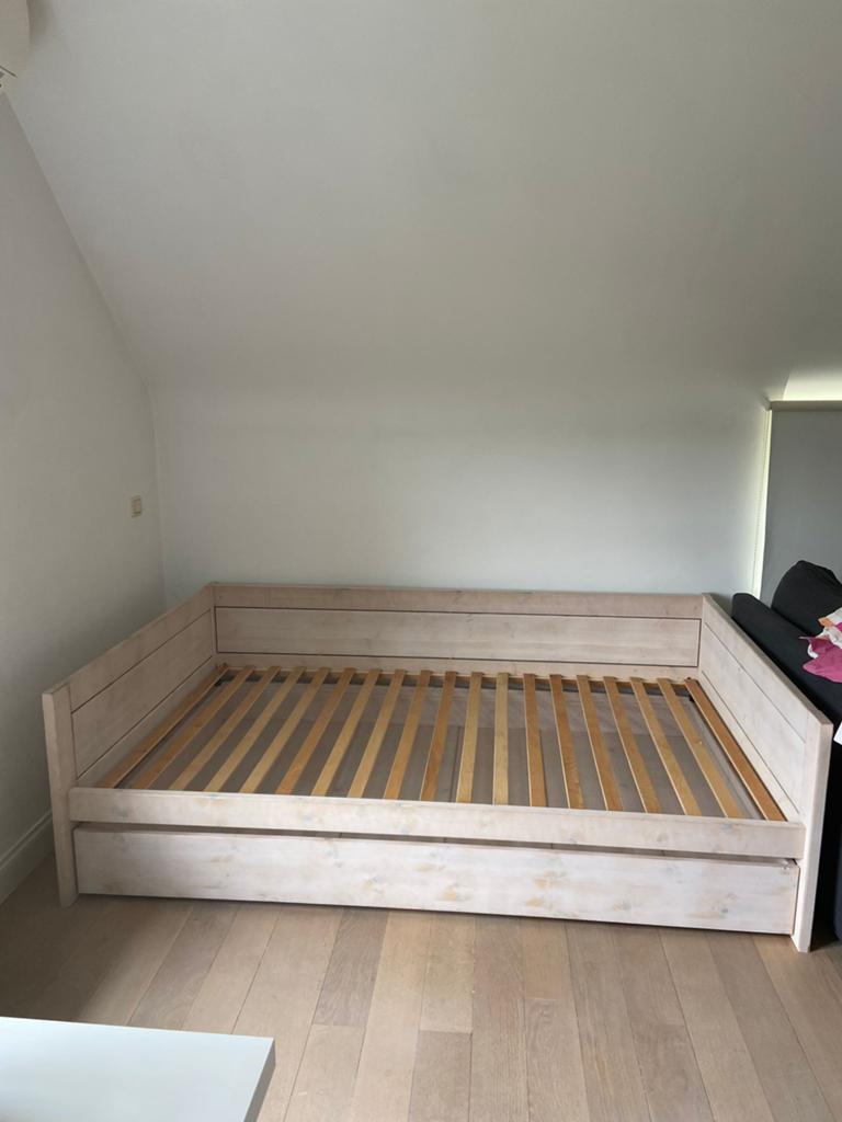 Bed 120x200 Life Time, Ophalen, Zo goed als nieuw, Hout