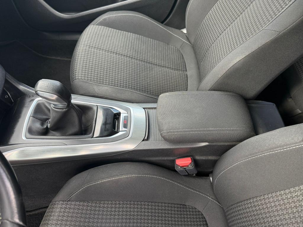 Peugeot 308 (Stock ID 26132) — 20