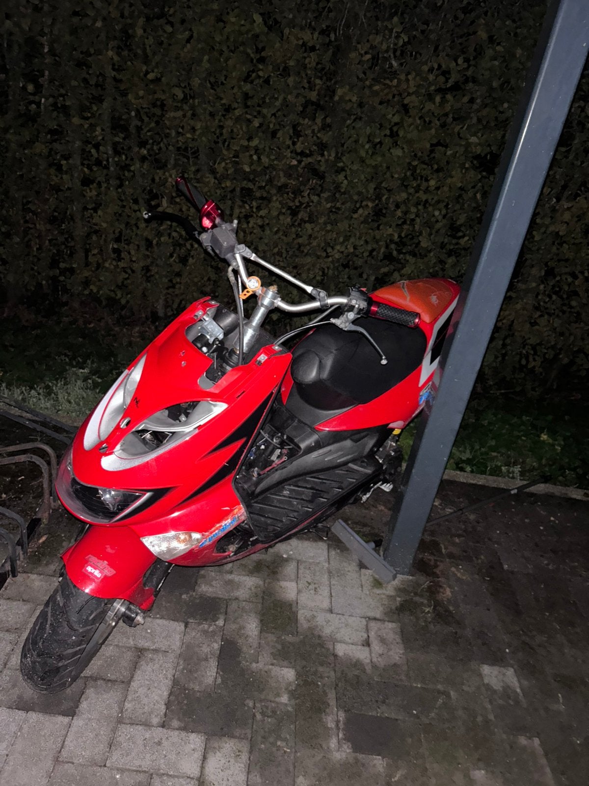 Aprilai sr50 luchtgekoeld minerali full malossi, Enlèvement, Comme neuf